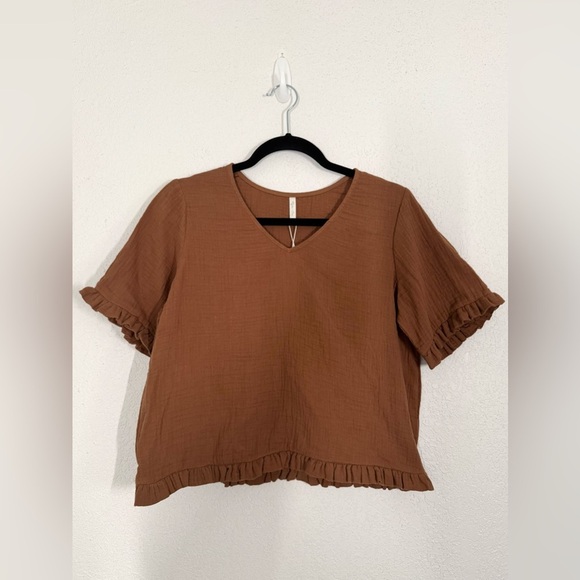Rylee and Cru Rory V-Neck Ruffle Short Sleeve Gauze Top in Rust Size Small NEW - Picture 2 of 6
